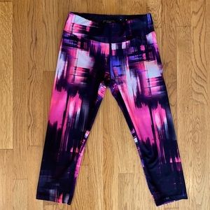 5$ DKNY YOGA PANT SIZE MEDIUM